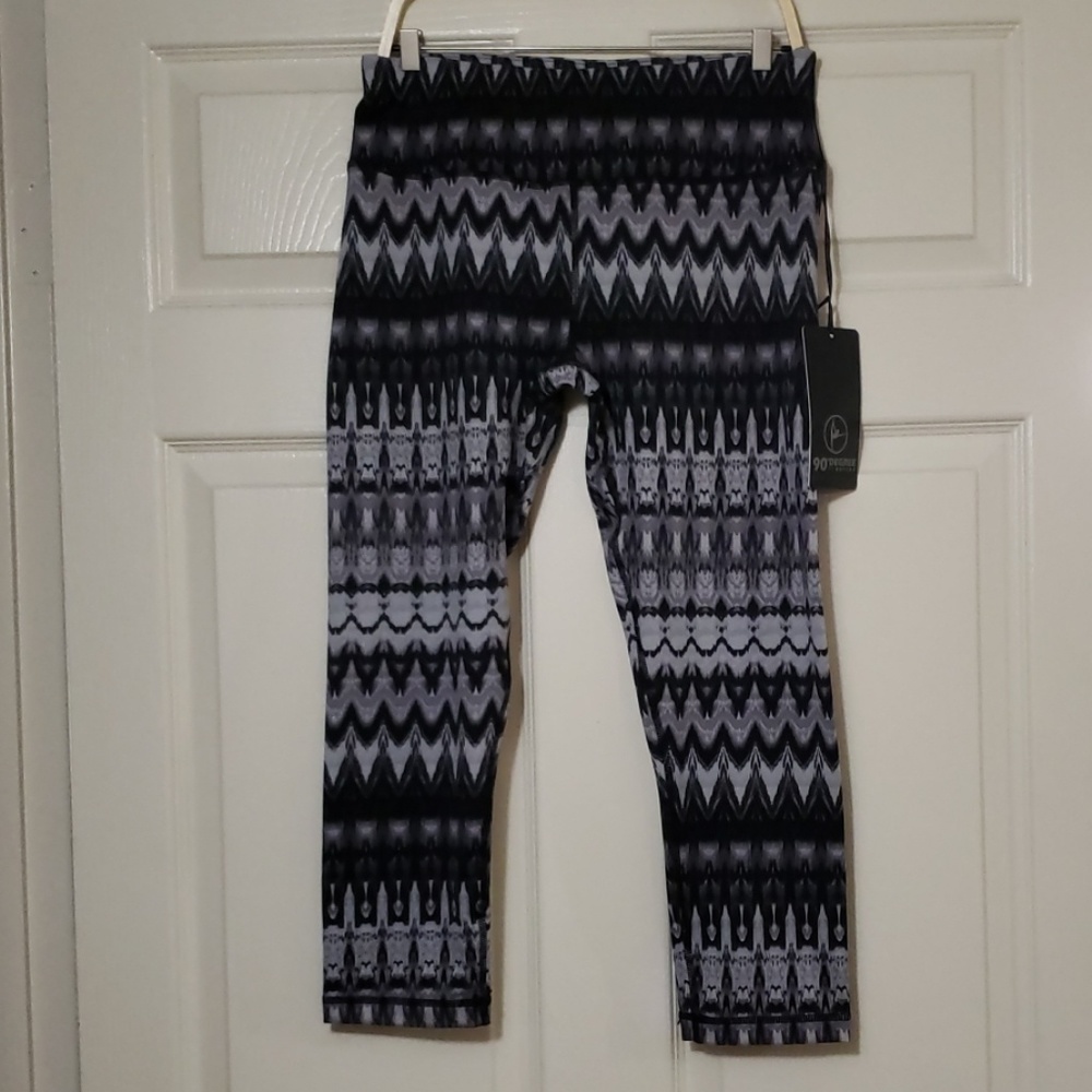 Black and Gray Athletic Leggings